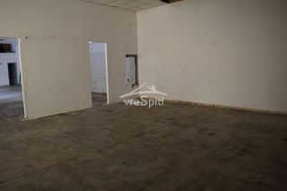 Κατάστημα 230 τ.μ. προς ενοικίαση, Κέντρο Ιωαννίνων-thumb-9