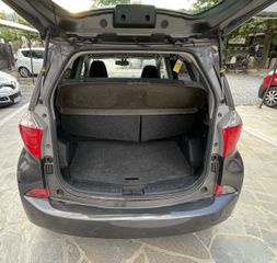 Toyota Verso-S 2014-thumb-18