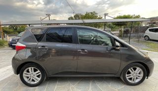 Toyota Verso-S 2014-thumb-13