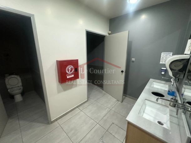 Επιχειρηματικό κτίριο 1.150 τ.μ. προς πώληση, Πειραιάς, Καμίνια