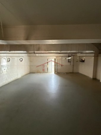 Επιχειρηματικό κτίριο 1.050 τ.μ. προς πώληση, Πειραιάς, Καμίνια