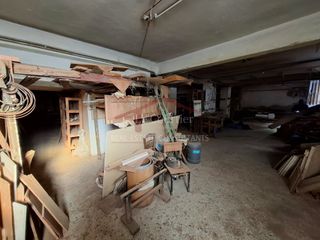 Αποθήκη 190 τ.μ. προς πώληση, Κέντρο Πειραιά-thumb-2