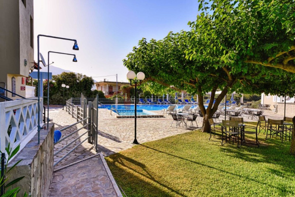 Hotel 950 sqm for sale, Kefallinia Prefecture, Kefalonia
