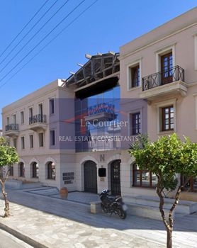 Επιχειρηματικό κτίριο 4.293τ.μ. για πώληση-Σύρος » Ερμούπολη