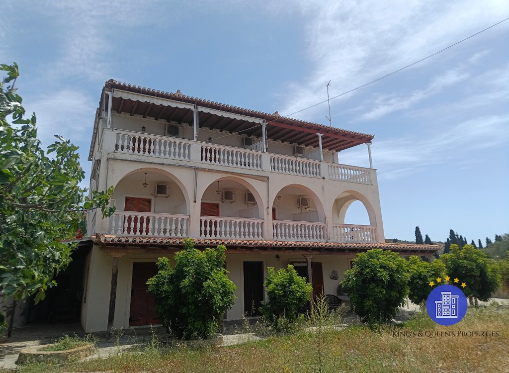 Επιχειρηματικό κτίριο 350 τ.μ. πρός πώληση, Νησιά Αργοσαρωνικού, Σπέτσες