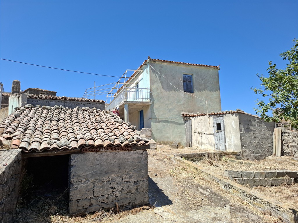 Μονοκατοικία 145 τ.μ. πρός πώληση, Ν. Λέσβου, Λήμνος - Μούδρος