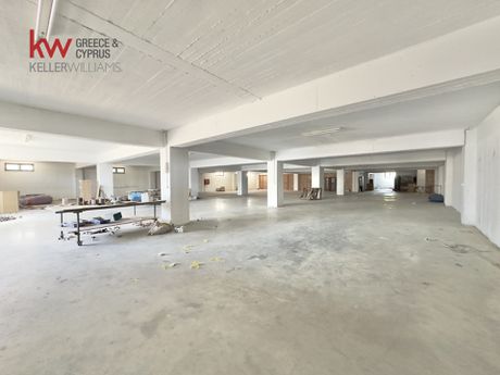 Business bulding 1.000sqm for rent-Paralia