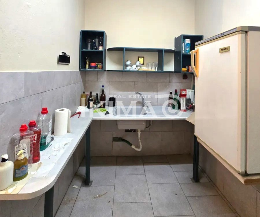 Κατάστημα 600 τ.μ. προς ενοικίαση, Άνω Πόλη