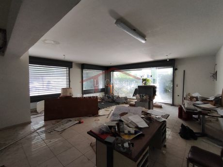 Store 90 sqm for sale