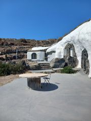 Συγκρότημα διαμερισμάτων 120 τ.μ. προς πώληση, Σαντορίνη-thumb-1