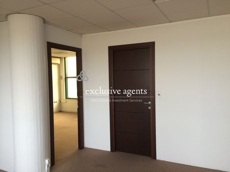 Business bulding 1.180sqm for sale-Nea Philadelfia