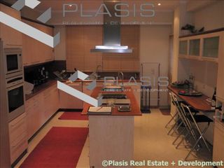 Maisonette 310 sqm for sale