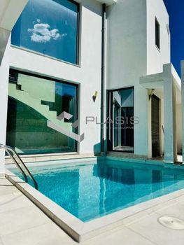 Maisonette 340 sqm for sale