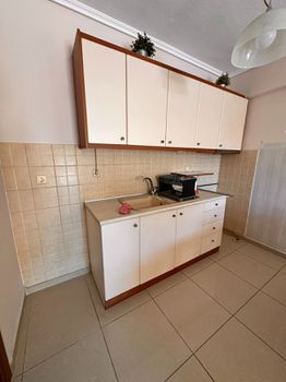Studio 40sqm for rent-Sikies » Center