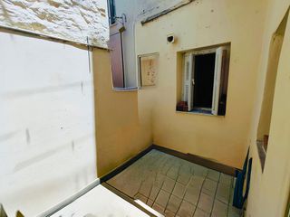Διαμέρισμα 63 τ.μ. για πώληση, Πειραιάς, Αγία Σοφία-thumb-7