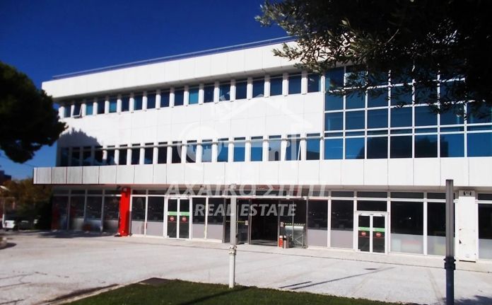 Επιχειρηματικό κτίριο 6.105 τ.μ. για πώληση, Αθήνα - Βόρεια Προάστια, Μαρούσι