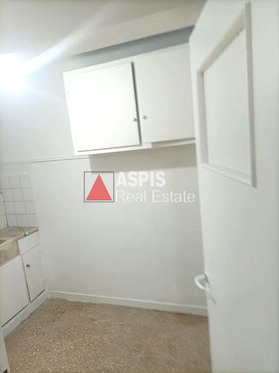 Studio 32 sqm for sale, Athens - Center, Attiki