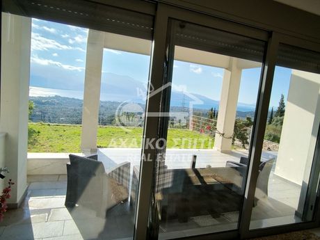 Villa 330sqm for sale-Navpaktos » Center