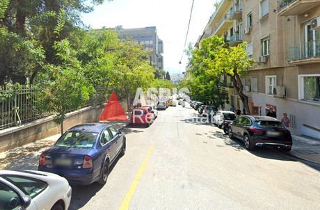 Κατάστημα 30τ.μ. για ενοικίαση-Κολωνάκι - λυκαβηττός