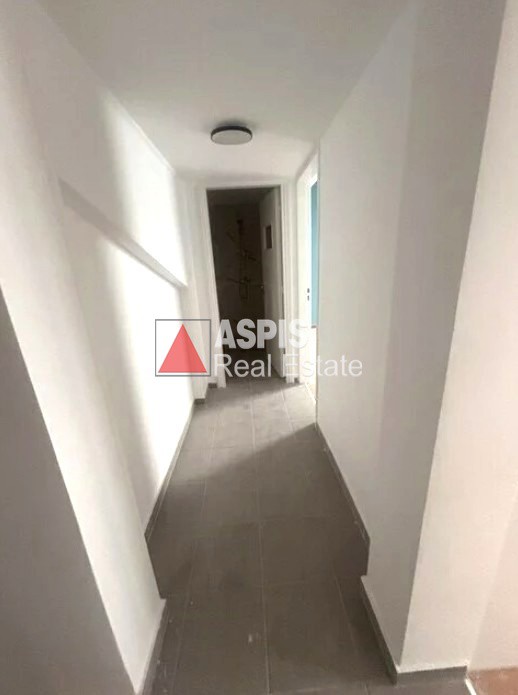 Επιχειρηματικό κτίριο 728 τ.μ. προς πώληση, Πλατεία Κάνιγγος