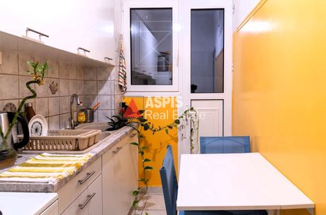 Studio / γκαρσονιέρα 35τ.μ. για πώληση-Εξάρχεια - νεάπολη