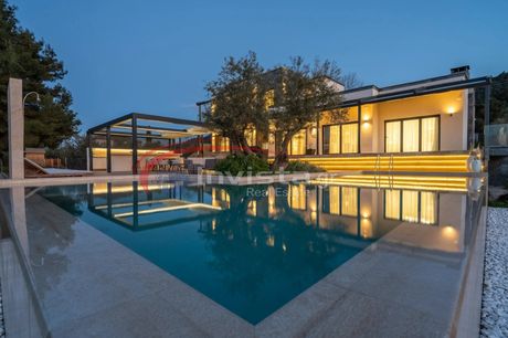 Villa 400sqm for sale-Sithonia » Vourvourou
