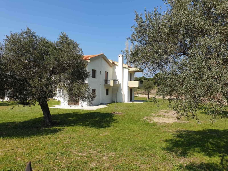 Συγκρότημα διαμερισμάτων 480 τ.μ. προς πώληση, Βουρβουρού