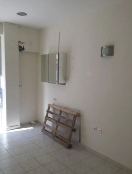 Κατάστημα 40τ.μ. για ενοικίαση-Νεάπολη » Κάτω αναγέννηση
