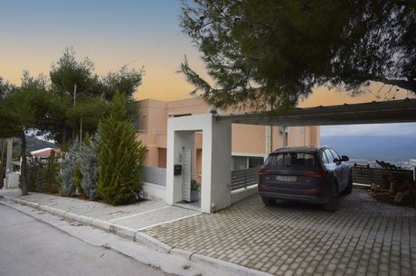 Μεζονέτα 470τ.μ. για ενοικίαση-Εκάλη