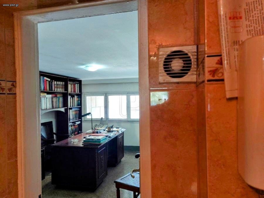Γραφείο 17 τ.μ. προς πώληση, Μουσείο Αθήνας