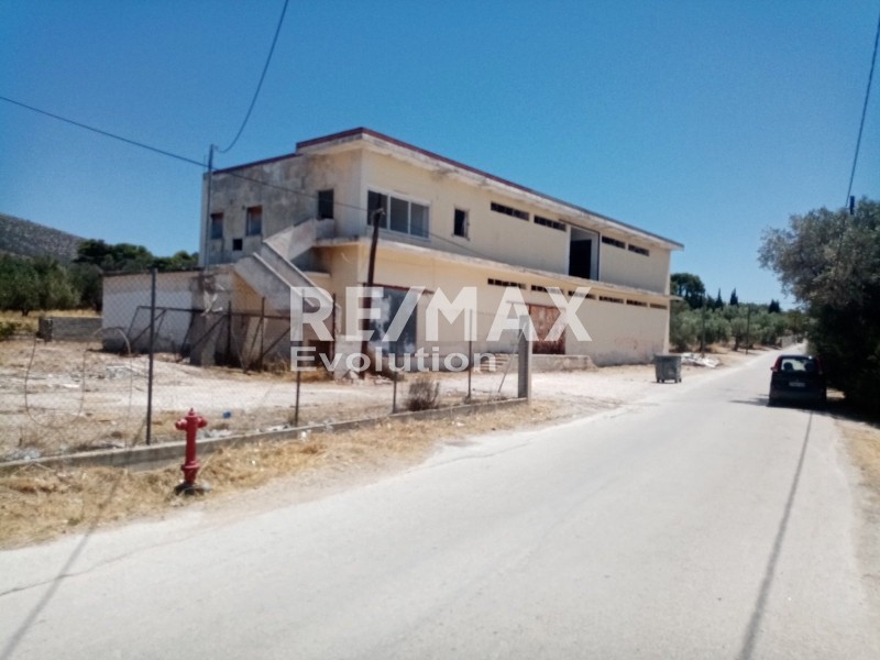 Αποθήκη 388 τ.μ. πρός πώληση, Αττική - Υπόλοιπο, Κουβαράς