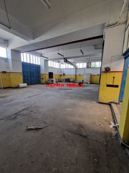 Store 514sqm for sale-Drapetsona