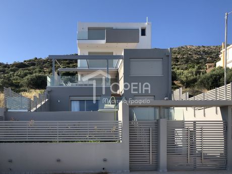 Μονοκατοικία 240 τ.μ. για πώληση