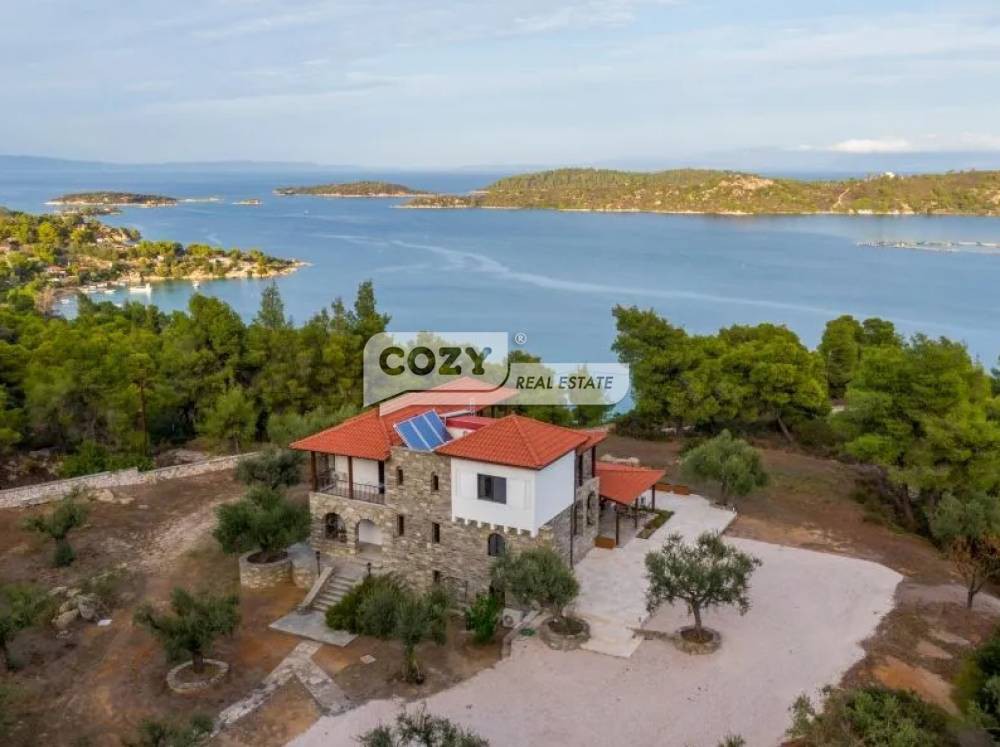 Μονοκατοικία 300 τ.μ. προς πώληση, Φτερωτή