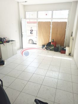 Store 30sqm for rent-Polichni » Meteora