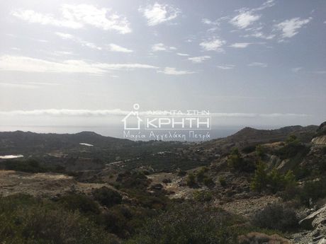 Land plot 13.500sqm for sale-Ierapetra » Mirtos