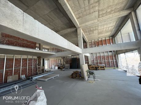 Κατάστημα 230τ.μ. για ενοικίαση-Θέρμη