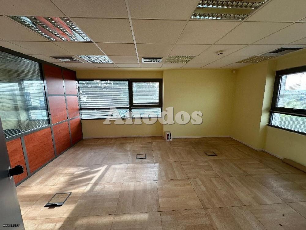 Γραφείο 527 τ.μ. πρός ενοικίαση, Αθήνα - Βόρεια Προάστια, Κηφισιά