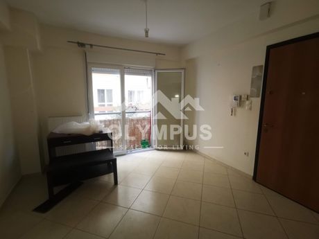 Studio 22sqm for rent-Papafi