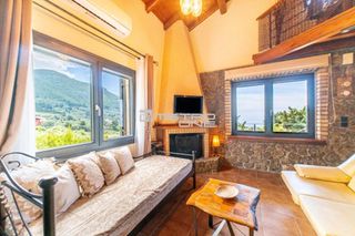 Συγκρότημα διαμερισμάτων 207 τ.μ. για πώληση