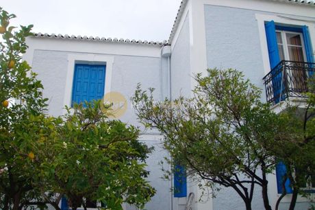 Detached home 210sqm for sale-Spetses » Center