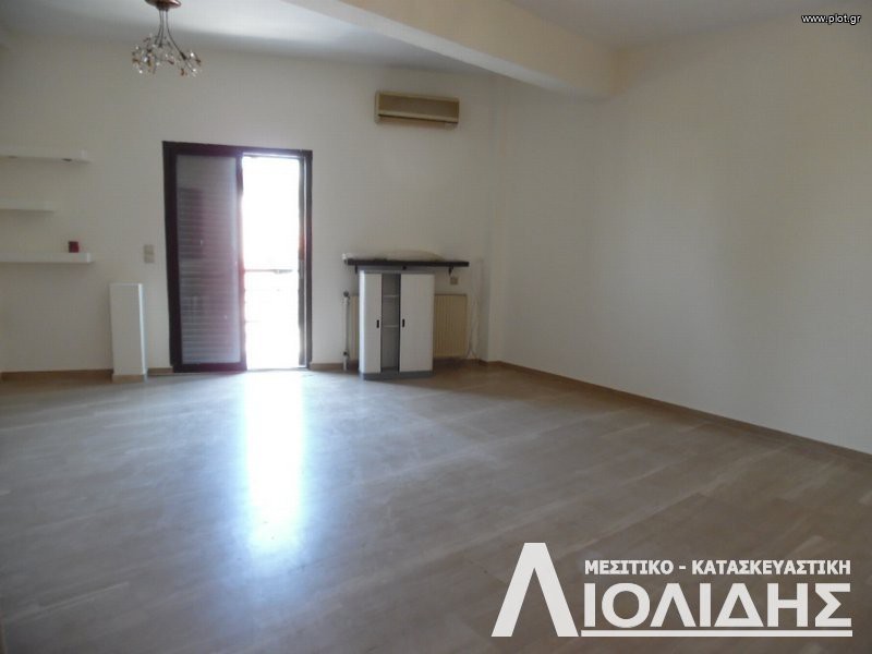 Επαγγελματικό 95 τ.μ. προς ενοικίαση, Πυλαία
