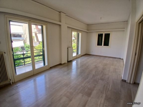 Apartment 96 sqm for rent, Athens - South, Palaio Faliro