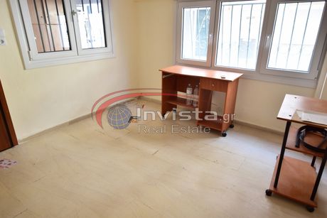 Studio 30sqm for rent-Evaggelistria