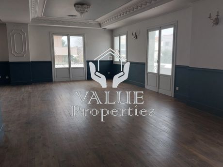 Store 446sqm for rent-Glyfada