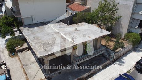 Οικόπεδο 305τ.μ. για πώληση-Νίκαια