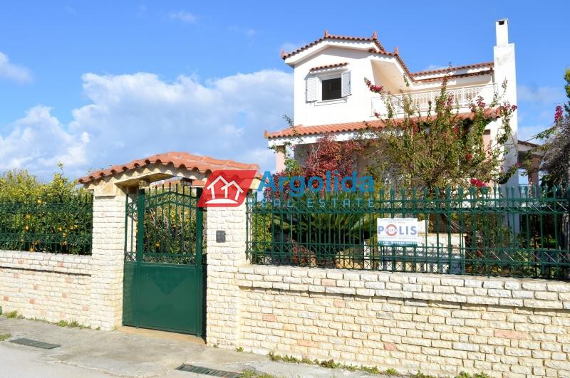 Μονοκατοικία 230 τ.μ. προς πώληση, Νεράντζα