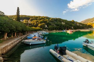 Οικόπεδο 6.300 τ.μ. για πώληση