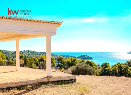 Hotel 965sqm for sale-Kranidi