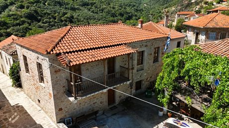 Μονοκατοικία 288τ.μ. για πώληση-Βόρεια κυνουρία » Αγία σοφία
